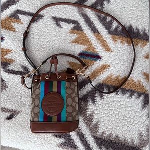 Mini Dempsey bucket bag